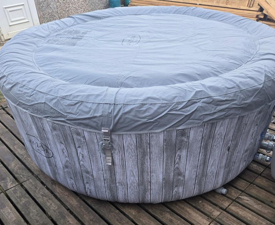 4-person spa £65.00